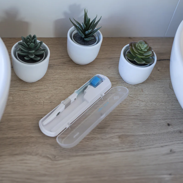 Sterylizator UV + Szczoteczka IONICKISS Original Medium manualna - obrazek 2